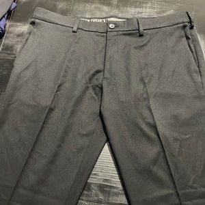 Haggar cool 18 pants black size 40x29. New without tags.